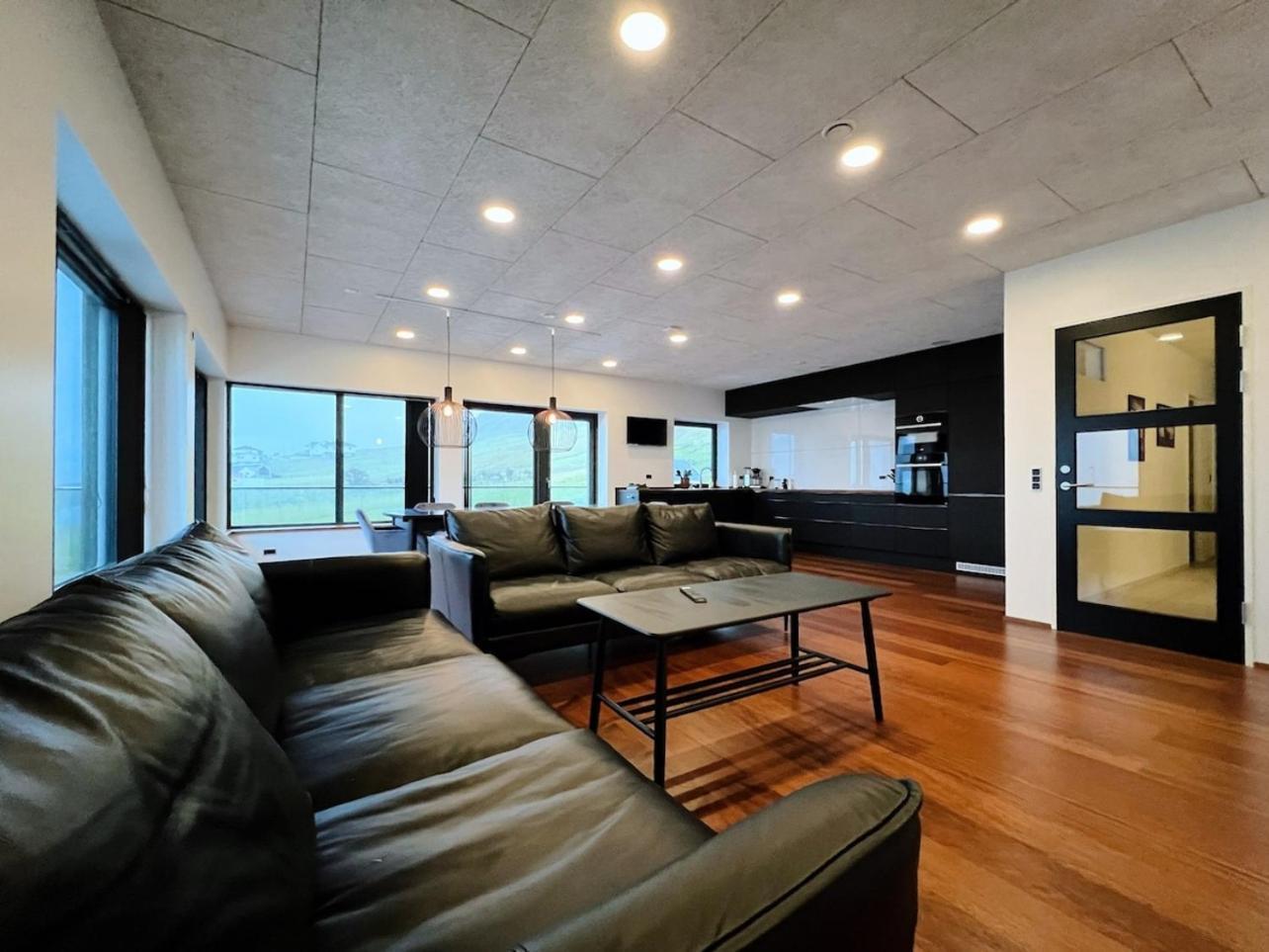Stunning Ocean View Penthouse Apartment Oravik Extérieur photo