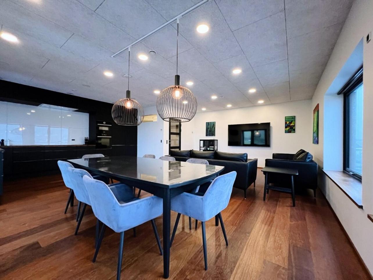 Stunning Ocean View Penthouse Apartment Oravik Extérieur photo